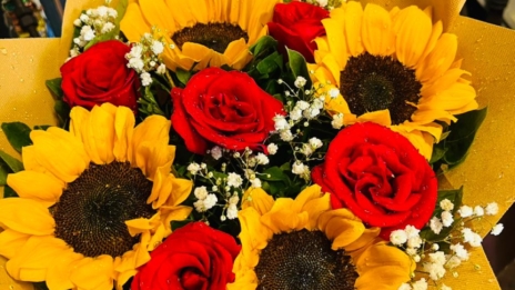 Fresh Imported & Local Flowers Delivered to Your Doorstep