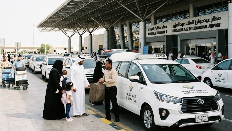 Jeddah Airport to Makkah taxi service