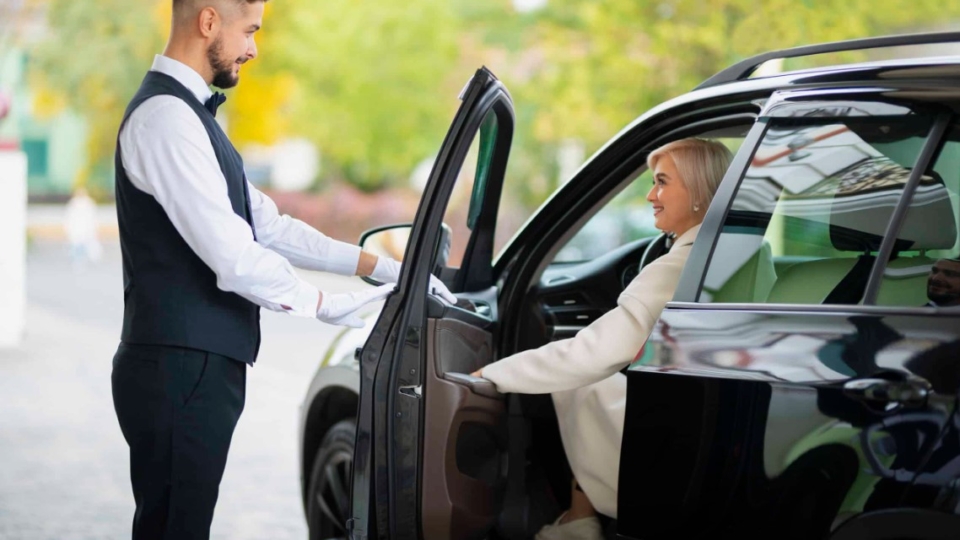 Limo-And-Car-Service-To-Lake-Worth